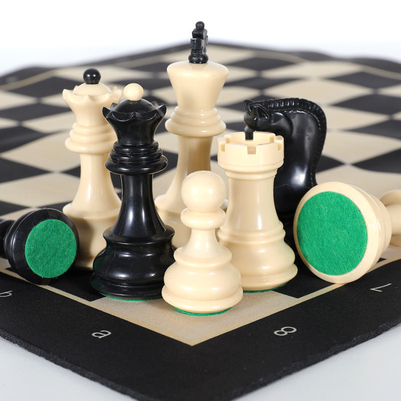 لوحة شطرنج محمولة قابلة للطي م - مراجعة Magnetic Travel Chess وسعره