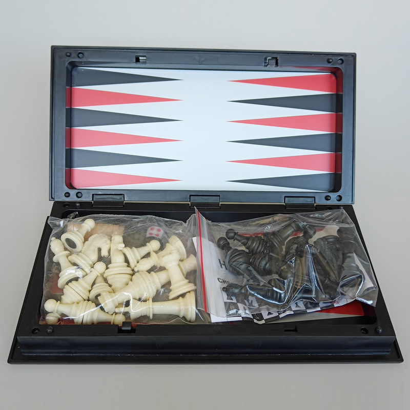 طوي الشطرنج المغناطيسي 25 سنتي - مراجعة Magnetic Travel Chess وسعره