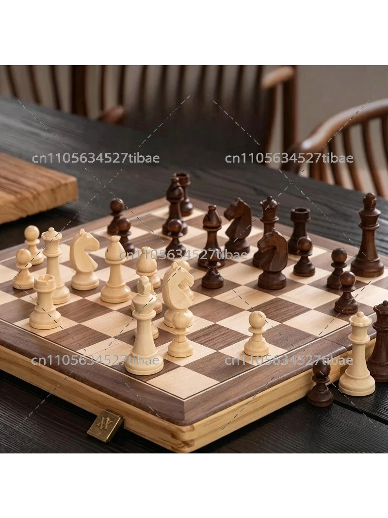 مجموعة شطرنج مغناطيسية مع لوحة - مراجعة Magnetic Travel Chess وسعره